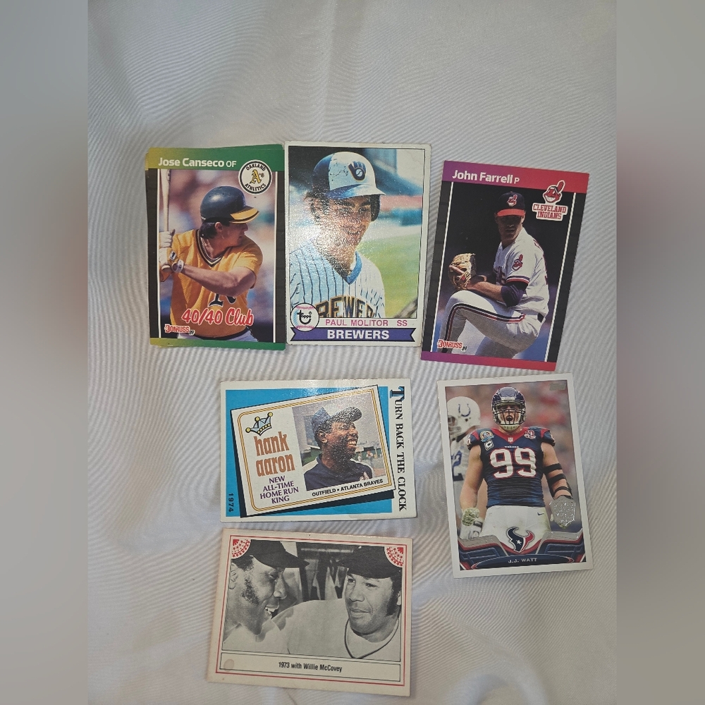 Lot Of 7 Baseball- Nfl Cards